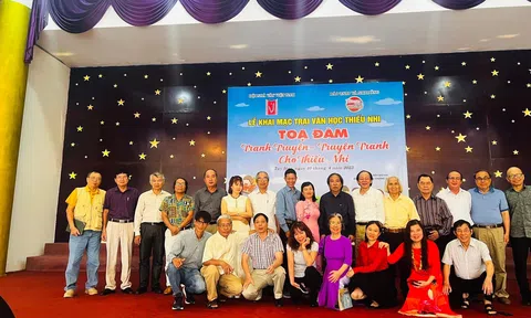 Toạ đàm văn học thiếu nhi tại Phú Yên!