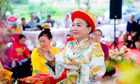 Thanh đồng Phạm Thị Hiền góp phần  gìn giữ, phát huy nét đẹp văn hóa đạo Mẫu