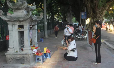 Cúng cầu vẫn trượt