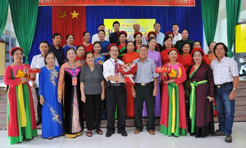 Bắc Giang:  Ra mắt Câu lạc bộ văn nghệ Tổ dân phố 2 thị trấn Bích Động (Việt Yên)