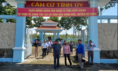 Kiên Giang: Văn nghệ sĩ tỉnh thâm nhập thực tế sáng tác gắn với hoạt động về nguồn
