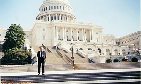 Du khảo Hoa Kỳ sau thảm họa 11 tháng 9 (12) - Một số phòng tranh