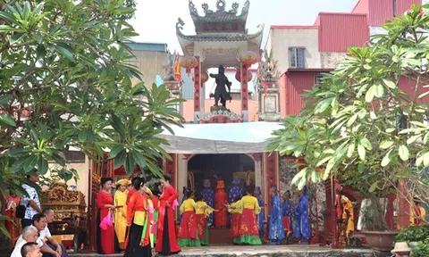 Hà Nội: Đền Sơn Hải thờ cha con Hưng Đạo Đại vương Trần Quốc Tuấn và Đức ông Phạm Ngũ Lão