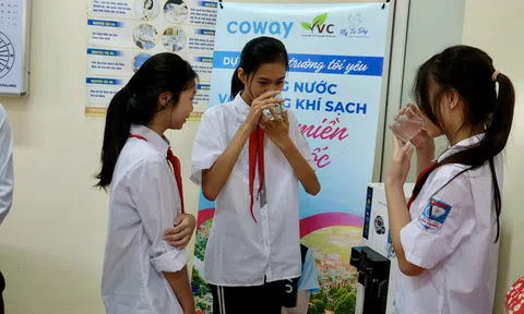 Dự án “Mái trường tôi yêu” mang nước sạch và không khí sạch đến 2 miền Tổ quốc