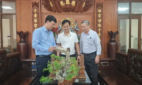 Vĩnh Phúc: Người giữ nghề, lan tỏa bản sắc của Tháp gốm men Chùa Trò