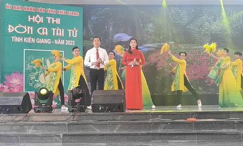 Kiên Giang: Trao giải Hội thi đờn ca tài tử  “Tuần lễ hoạt động văn hoá - Xây dựng nông thôn mới năm 2023”