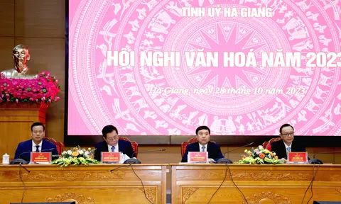 Hà Giang: Xây dựng và phát triển văn hoá, con người đáp ứng yêu cầu phát triển nhanh và bền vững