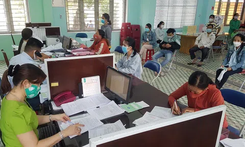 Bảo hiểm thất nghiệp ở Hà Nội: Một chính sách an sinh xã hội hiệu quả và nhân đạo
