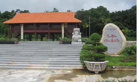 Về “Giải thưởng Văn học, nghệ thuật Chiêu Anh Các tỉnh Kiên Giang”.