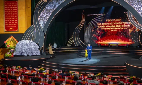 Vinh danh các gương mặt nghệ sĩ tiêu biểu và một số cuốn sách nổi bật lĩnh vực nghệ thuật biểu diễn, văn học năm 2023