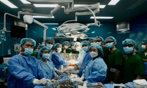 Những ca mổ siêu “đẳng cấp” của các bác sĩ Việt Nam
