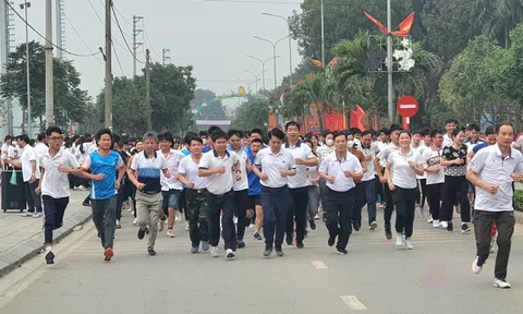 Vĩnh Phúc: Yên Lạc hưởng ứng Ngày chạy Olympic vì sức khỏe toàn dân năm 2024