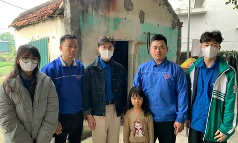 Màu áo xanh bùng nổ sức trẻ