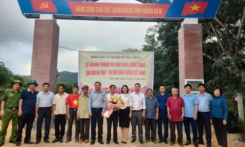 Quảng Bình: “Dân vận khéo” ở vùng đồng bào dân tộc thiểu số  - Những bước chân không mỏi…