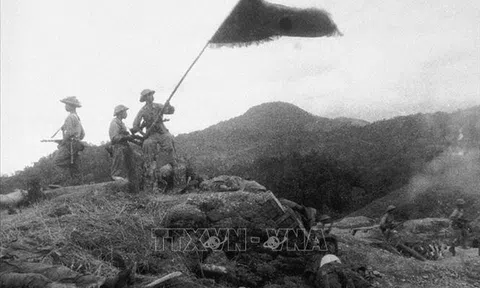Phát huy vai trò của đội ngũ Chính ủy, Chính trị viên trong cuộc kháng chiến chống thực dân Pháp  góp phần vào thắng lợi của Chiến dịch điện biên phủ 1954