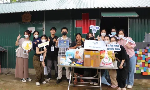 Xương cá: Hành trình mang yêu thương đến với những “người bạn bốn chân”