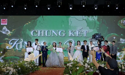 “CHẠM 18: THE FAERIE”: Đêm dạ hội “thần tiên” của teen Chuyên Nhân văn