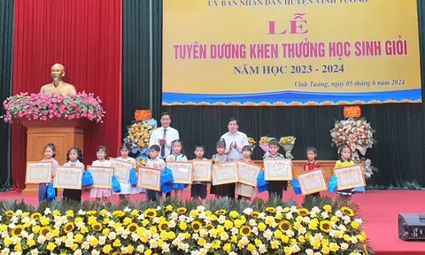 Vĩnh Phúc: Vĩnh Tường tuyên dương,  khen thưởng học sinh giỏi năm học 2023-2024