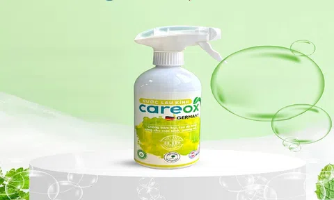 Nước lau kính thiên nhiên - Giải pháp làm sạch an toàn, hiệu quả