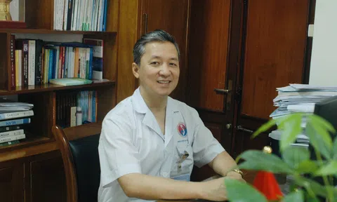 PGS.TS Thầy thuốc Ưu tú Dương Trọng Nghĩa: Các bạn trẻ theo nghề y hãy vững tin vào ngành