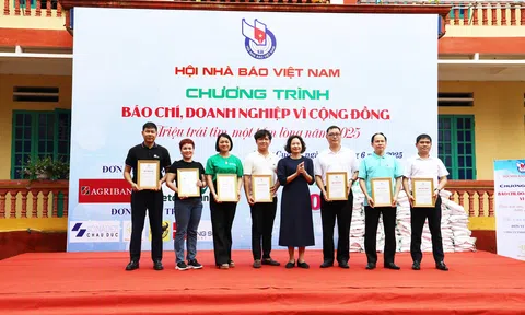 Lan tỏa yêu thương từ báo chí và doanh nghiệp đến cộng đồng