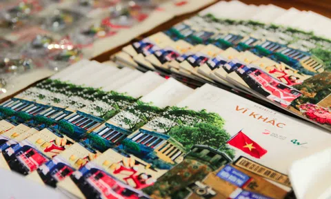 Triển lãm ảnh Humanoid mùa 8 với chủ đề “Vĩ Khắc” - Sự giao thoa những vẻ đẹp của Hà Nội