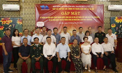 Ra mắt Câu lạc bộ các lực lượng vũ trang Sầm Sơn tại Hà Nội