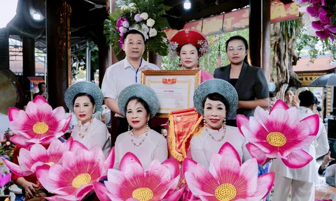 Nghệ nhân đồng thầy Đàm Thị Bình - Người giữ lửa tín ngưỡng và văn hóa dân tộc