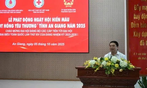 Ngày Hội hiến máu “Giọt hồng yêu thương” ở An Giang: Lan tỏa nghĩa cử cao đẹp vì sự sống con người