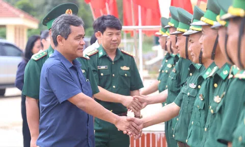 Chung tay xây dựng biên cương hòa bình, hữu nghị và phát triển