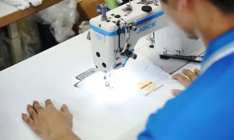 15 năm xây dựng hệ thống sản xuất khép kín của Đồng Phục HP