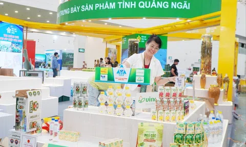 "Sắc Thu Quảng Ngãi” tỏa sáng tại Hội chợ Mùa Thu 2025