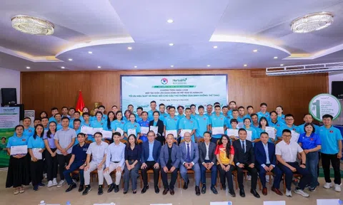 Herbalife Vietnam đồng hành cùng Liên Đoàn Bóng Đá Việt Nam tổ chức buổi đào tạo về dinh dưỡng thể thao nâng cao cho các huấn luyện viên và cầu thủ bóng đá