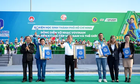 60.000 học sinh lập kỷ lục kép Việt Nam và thế giới với màn đồng diễn võ nhạc Vovinam ấn tượng