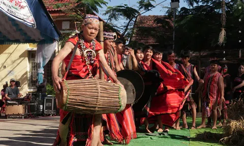 Lễ mừng lúa mới của người Giẻ - Triêng: Dấu ấn văn hóa bền bỉ giữa đại ngàn