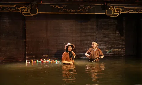 Người trẻ háo hức trải nghiệm workshop RỐICONIC