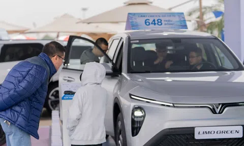 VinFast Green đặt lại tiêu chuẩn xe dịch vụ: Trải nghiệm êm ái, lợi nhuận tối ưu