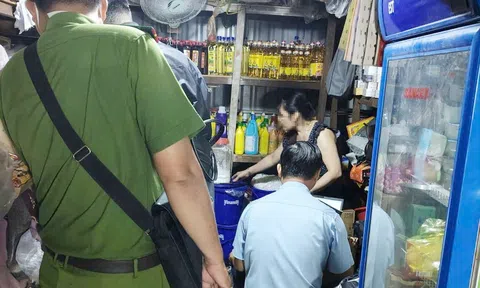 Vĩnh Long: Quản lý thị trường xử phạt cơ sở kinh doanh thuốc lá điếu nhập lậu