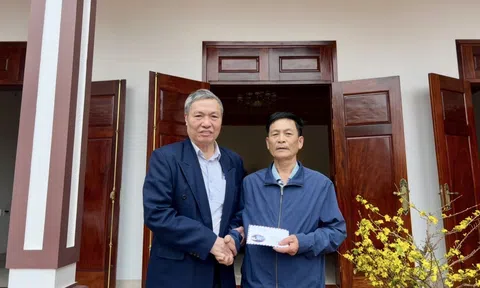 “Đụng lợn Tết” – Giữ lửa sum vầy