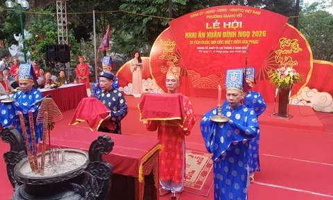 Hà Nội: Khai ấn Xuân Bính Ngọ tại Di tích Quốc gia đặc biệt đền Voi Phục