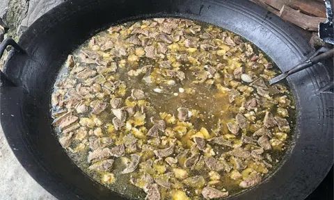 Lào Cai: Thắng cố Ngựa Si Ma Cai - Ẩm thực văn hóa chợ phiên vùng biên