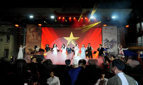 Đêm nhạc “Nối vòng tay lớn”: Lan tỏa di sản âm nhạc Trịnh Công Sơn giữa lòng Hà Nội