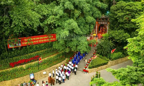 Giỗ Tổ Hùng Vương (chùm thơ)