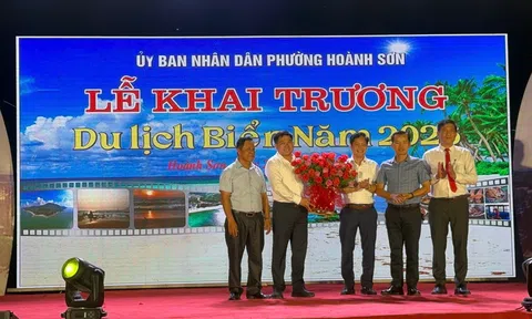 Hà Tĩnh: Phường Hoành Sơn khai trương mùa Du lịch biển 2026