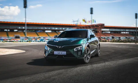 VinFast VF 7: SUV hạng C vượt tầm về trang bị và công năng, giá chỉ ngang phân khúc B