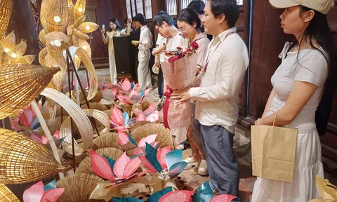 Hà Nội: Khai mạc triển lãm nghệ thuật “Sĩ tử 3- Chuyện sĩ tử”