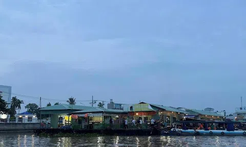 Cần Thơ: Chợ nổi Cái Răng lưu giữ nhịp sống miền Tây giữa dòng sông Hậu