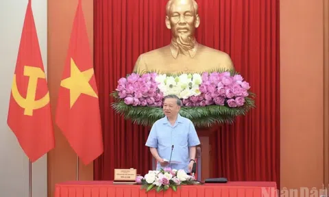 Theo dòng thời sự: Một năm nhìn lại cuộc cải cách bộ máy