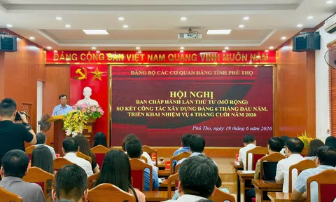 Nâng cao hiệu quả công tác lãnh đạo, chỉ đạo, khẳng định vai trò hạt nhân của Đảng ủy các cơ quan Đảng tỉnh Phú Thọ