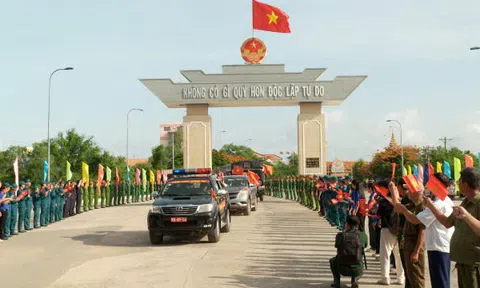 An Giang: Đón Đội K92, K93 hoàn thành nhiệm vụ tìm kiếm, quy tập hài cốt liệt sĩ tại Campuchia